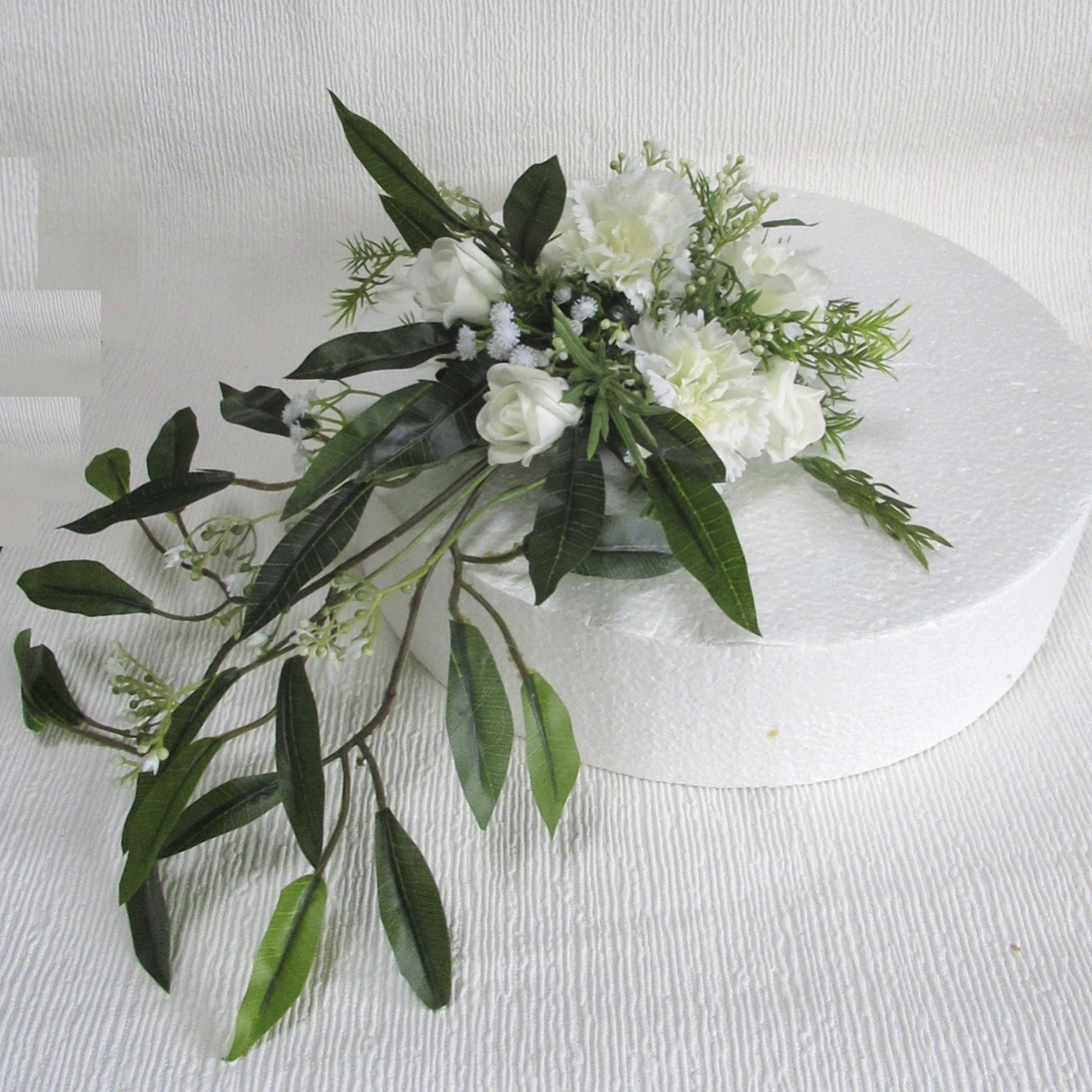 Carnation & Gypsophila Cake Toppe